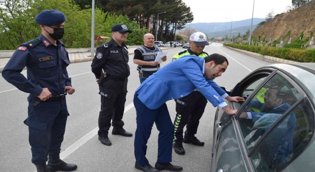 Kargıda ‘bayramınız kemerli olsun uygulaması