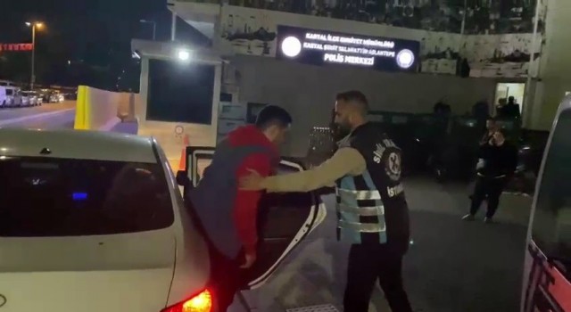 Kartalda yolu kapatıp drift yapan sürücüye 10 bin 71 TL ceza