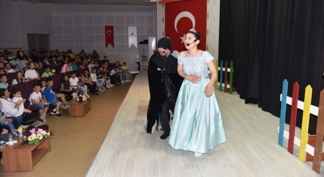Kartepede minikler Şaşkın Korsan oyunuyla eğlendi