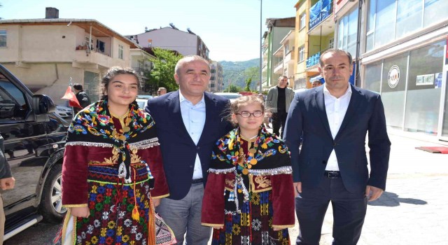 Kaymakam olarak görev yaptığı ilçeyi 26 yıl sonra Vali olarak ziyaret etti