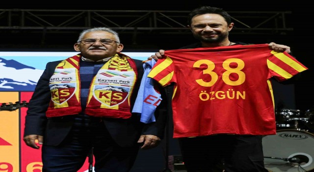 Kayseride muhteşem 19 Mayıs kutlaması