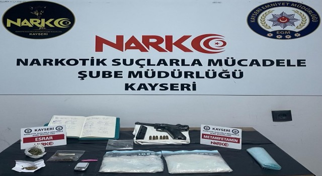 Kayseride uyuşturucu madde ticareti yapan kardeşler gözaltına alındı