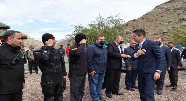 Kazada suda kaybolan vatandaşı arama çalışmaları sürüyor