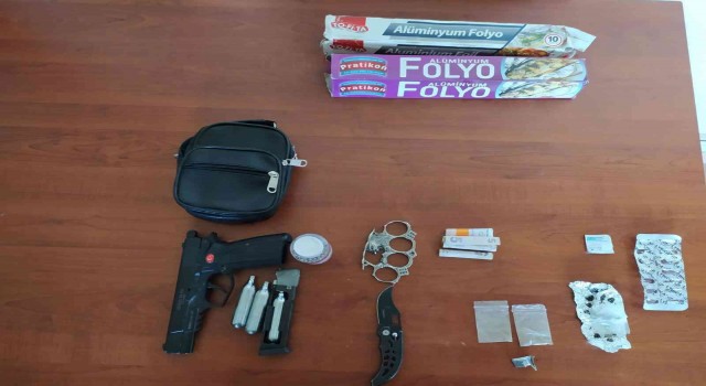 Keşanda şok denetimlerde silah ve uyuşturucu ele geçirildi