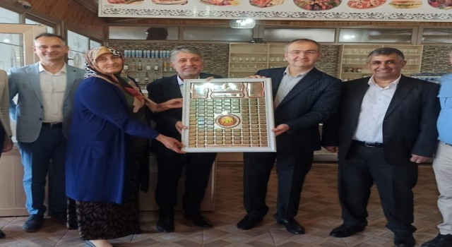 Kırıkhanda şehit anneleri onuruna yemek verildi