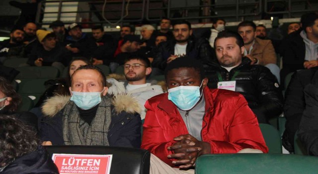 Kocaelisporda Babacar Gueyenin sözleşmesi feshedildi