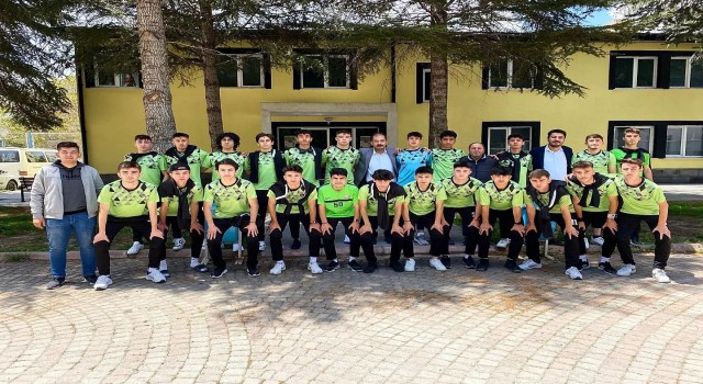 Kocasinan Şimşekspor, U18 Türkiye Şampiyonası içinNevşehire gitti