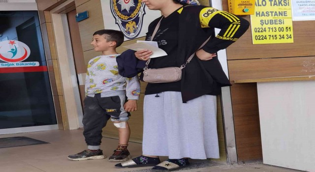 Köpeğin saldırdığı çocuk yaralandı