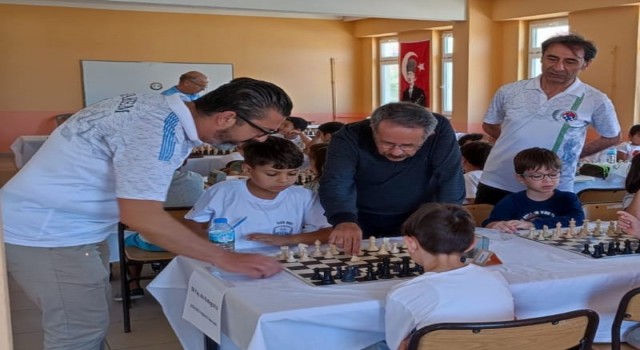 Köyceğizde 19 Mayıs Satranç Turnuvası ödül töreni ile tamamlandı