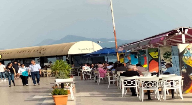 Köyceğizde bayram yoğunluğu yaşandı