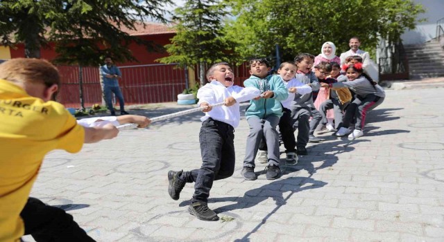 Küçük dokunuşlar, büyük mutluluklar projesi devam ediyor