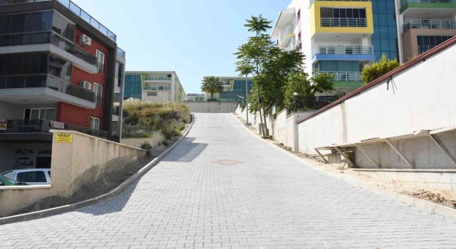 Kuşadasının güzel yarınları için hizmet seferberliği devam ediyor