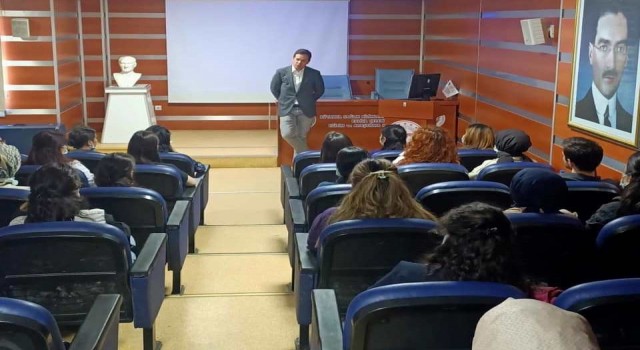 Kütahya Evliya Çelebi Hastanesinde 48 sağlık çalışanı göreve başladı