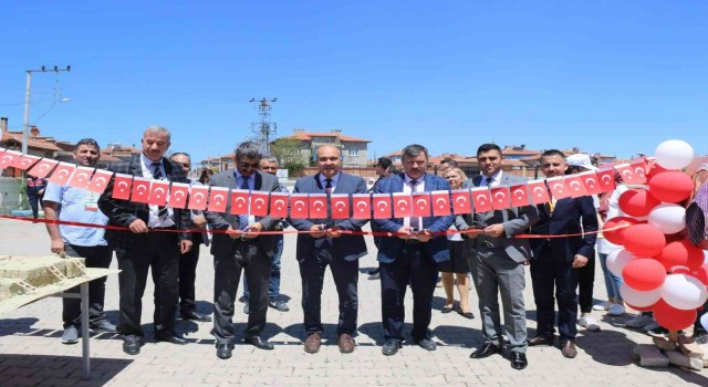 Kütahya İnköy Ortaokulunda Bilim Fuarı açıldı