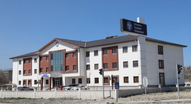 Kütahya Tasarım Teknokentin Öğrencisi projelerine destek