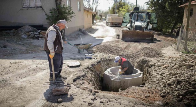 Kütahyada alt yapı yenileme çalışmaları