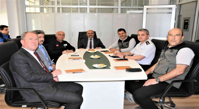 Kütahyada orman yangınlarıyla mücadelede kurumlar arası işbirliği ve bilgilendirme toplantısı