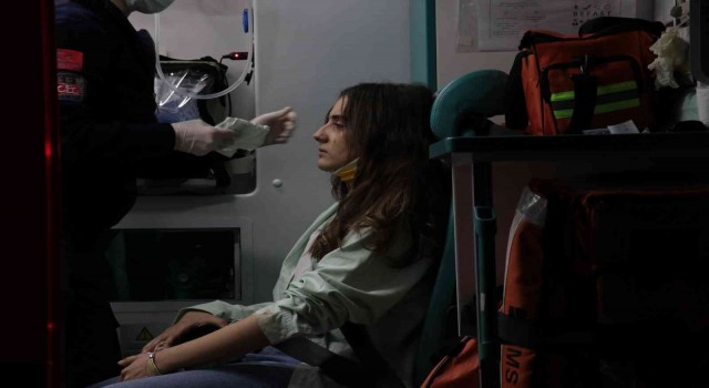 Kuzey Marmara Otoyolunda iki otomobil çarpıştı: 5 yaralı