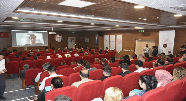 Mardinde ‘Akılcı Antibiyotik Kullanımı Bilgilendirme ve Değerlendirme Toplantısı düzenlendi