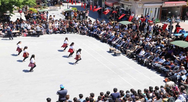 Mardinde yoğurt festivali renkli görüntülere sahne oldu