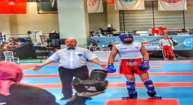 Mardinli kick boksçu dünya üçüncüsü oldu