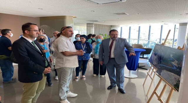 Medicanadan Kanserle Savaş Derneği yararına sergi