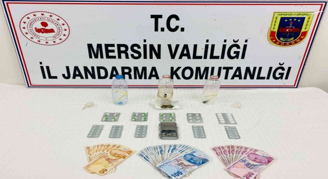 Mersinde 2 uyuşturucu satıcısı yakalandı