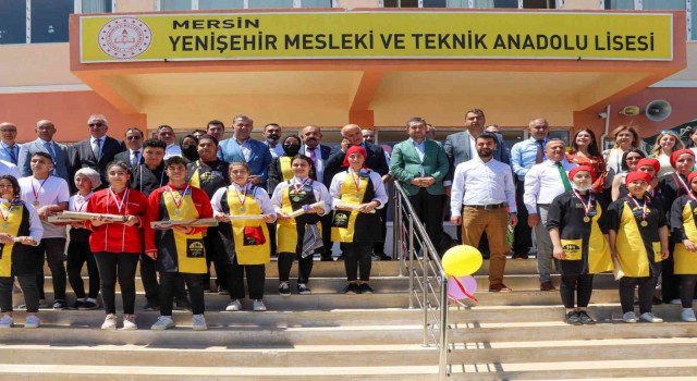 Mersinde Geleceğin Şefleri Meslek Liseleri Yemek Yarışması yapıldı