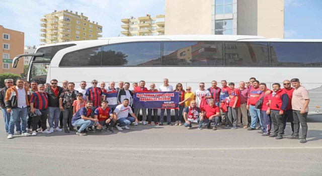 Mersinden Ankaraya binlerce taraftar gitti