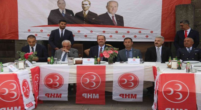 MHP heyeti Diyarbakırda terörle mücadelede kararlılık mesajı verdi