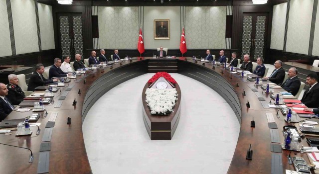 Milli Güvenlik Kurulu (MGK), Cumhurbaşkanı Recep Tayyip Erdoğan başkanlığında Cumhurbaşkanlığı Külliyesinde toplandı.