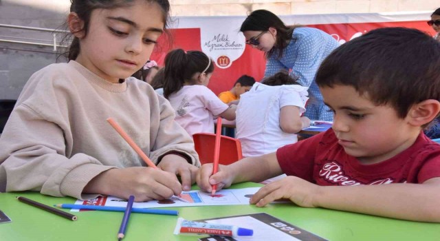 Minikler, ‘Atatürk ve Bandırma Vapuru temalı karton etkinliğinde buluştu