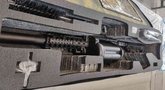 MKE tarafından üretilen ve Jandarmaya verilmek üzere anlaşılan 40 mm Tamburalı Bombaatarların 500 adetlik son partisi de teslim edildi