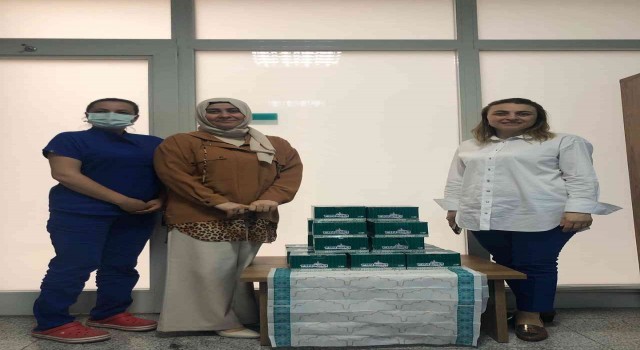 MÜSİAD Karabük Şubesinden hastaneye seccade desteği