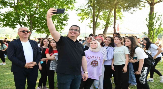 Mustafakemalpaşada Gençlik Festivali coşkusu