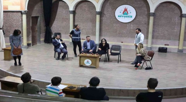 Nevşehir Belediyesi “Şehir Tiyatrosu perdelerini açıyor