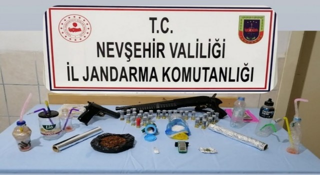 Nevşehirde uyuşturucu operasyonu; 5 gözaltı