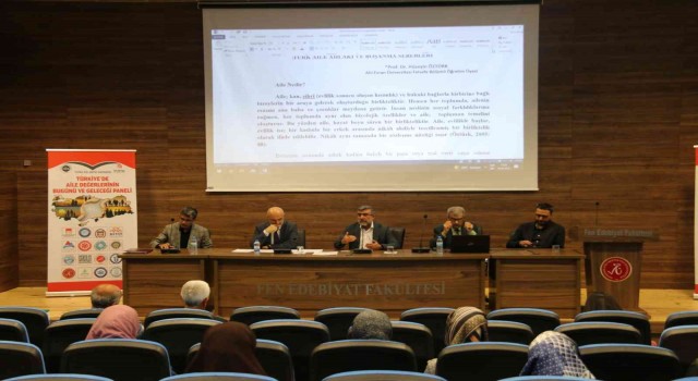NEVÜde ‘Türkiyede Aile Değerlerinin Bugünü ve Geleceği paneli düzenlendi