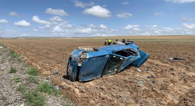 Niğdede otomobil takla attı: 1 ölü 3 yaralı