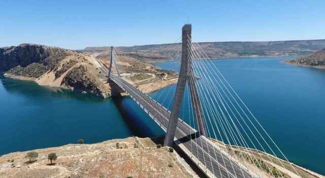Nissibi Köprüsünden 7 yılda 4 milyondan fazla araç geçti