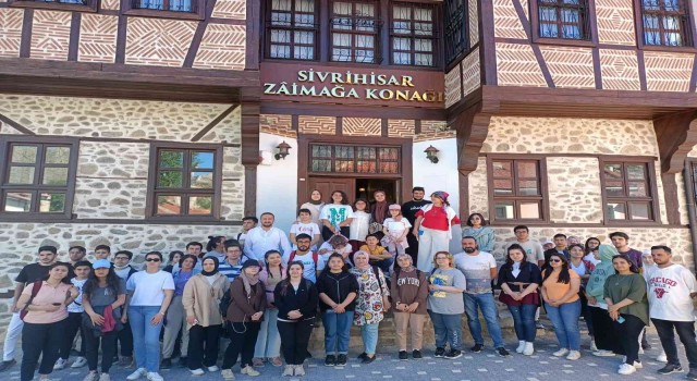 Öğrenciler Sivrihisarın tarihini öğreniyor