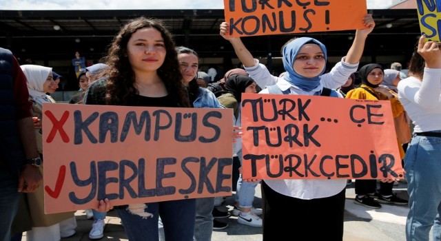 Öğrencilerden ‘Türkçe eylemi