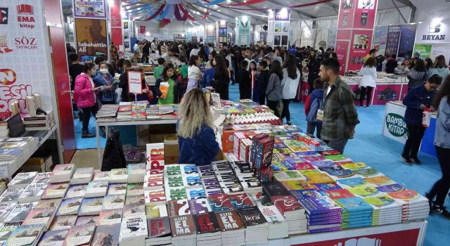 Ordu Kitap Fuarına yoğun ilgi