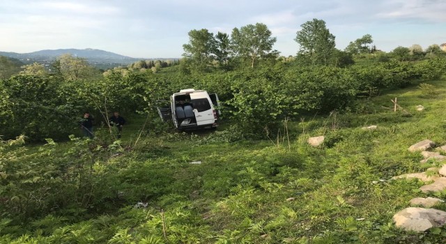 Orduda minibüs fındık bahçesine uçtu: 11 yaralı