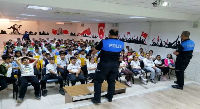 Osmaniyede öğrencilere güvenlik eğitimi