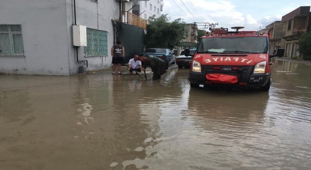 Osmaniyede sağanak ve dolu yağışı