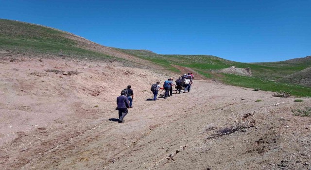 Özalpın doğal güzellikleri hayran bırakıyor