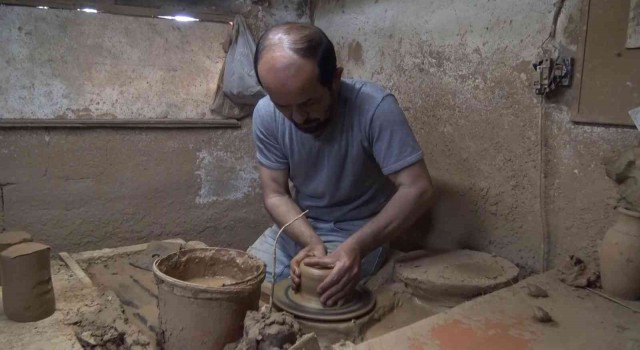 (Özel) İznikin seramik tabakları Amerikada sofraları süslüyor