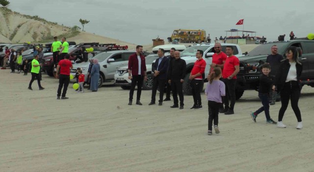 Özel öğrenciler Kapadokyayı Off Road araçlarıyla gezdi