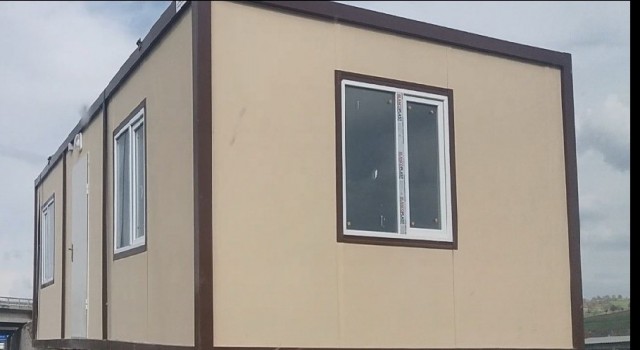 Prefabrik ev ilanıyla 30 kişiyi dolandıran şüpheliler yakayı ele verdi